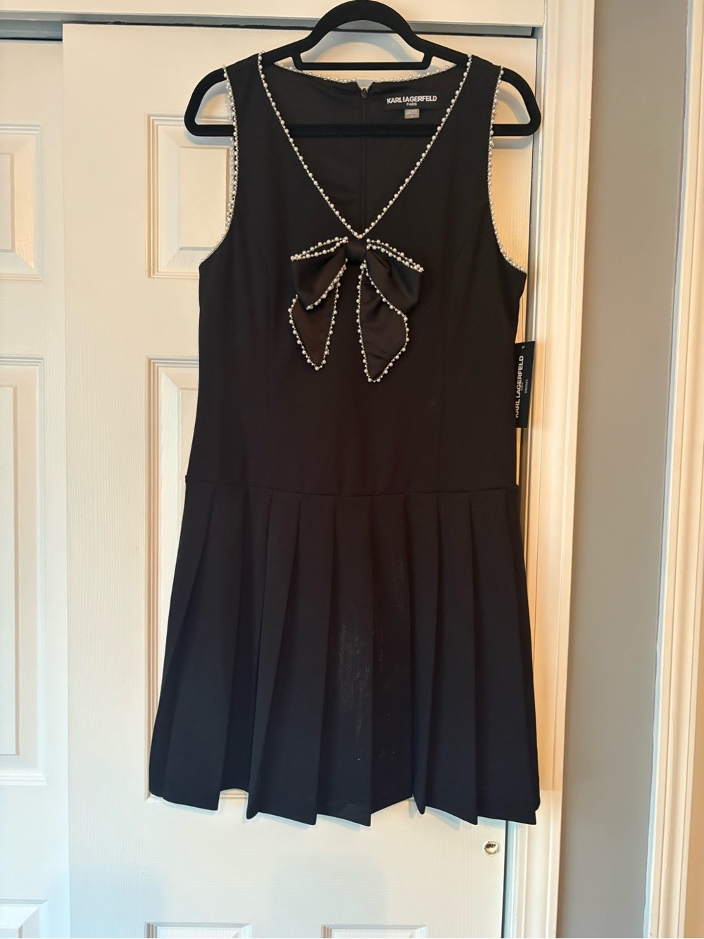 Karl Lagerfeld  Black Bow Trim Sleeveless Dress. NWT